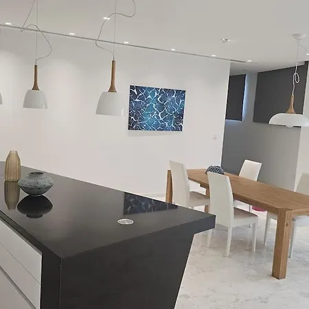 Beachfront Luxury Perenna