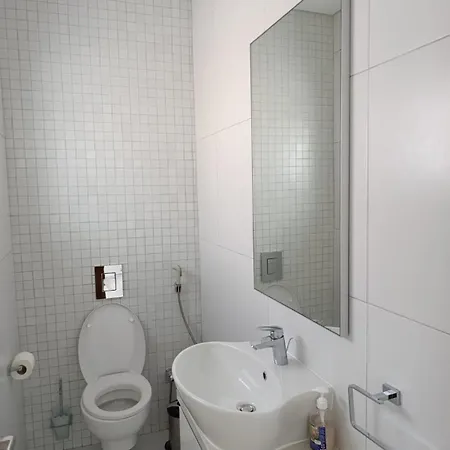 Villa Beachfront Luxury Perenna