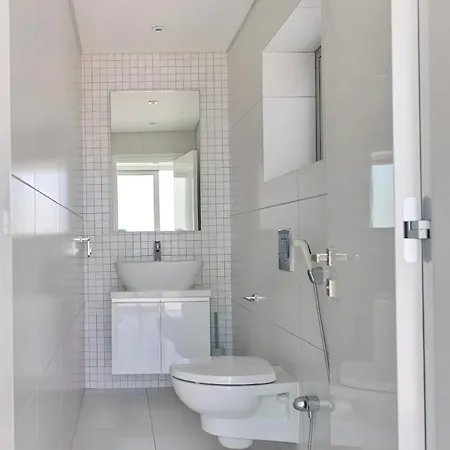 Beachfront Luxury Perenna *