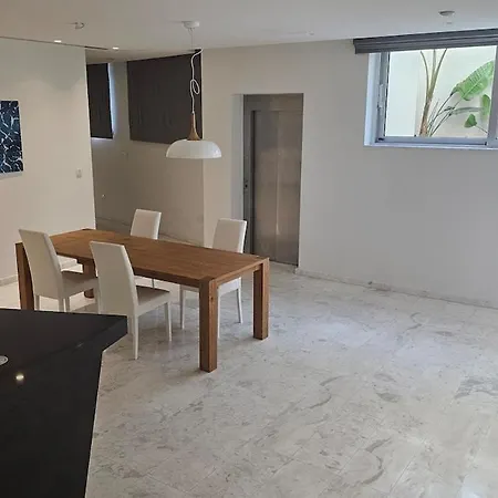 Villa Beachfront Luxury Perenna Aya Napa